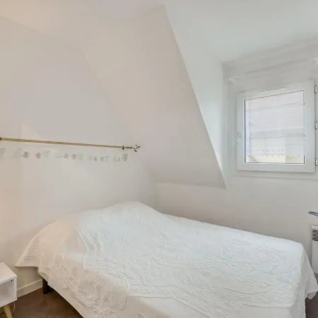 Le Clos Mathilde-17 Cabourg